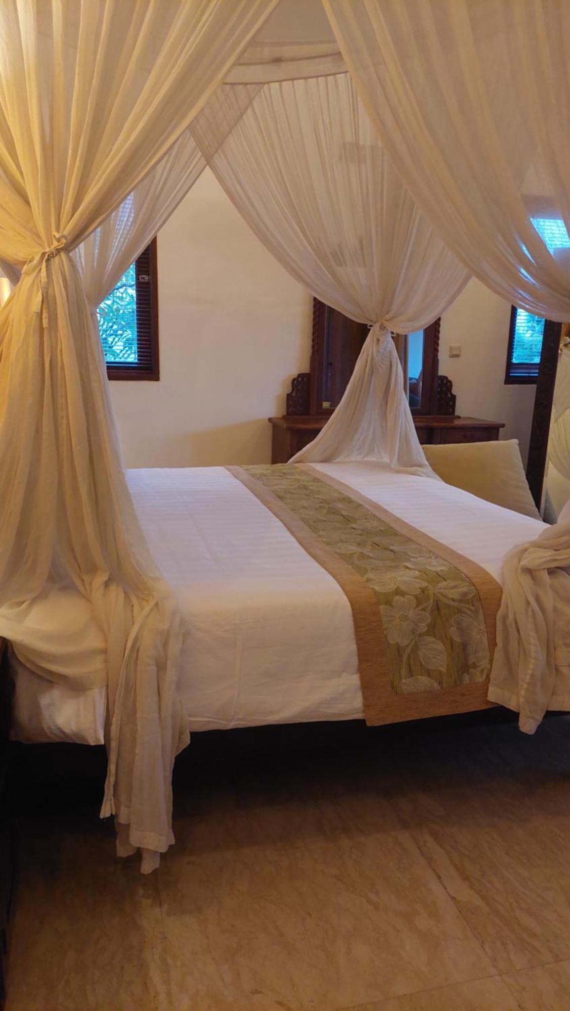 Villa Heliconia Seminyak  Ruang foto