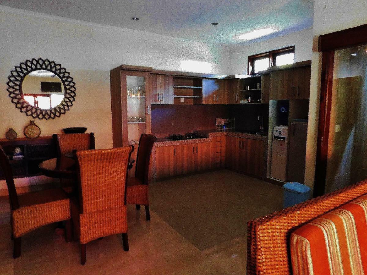 Villa Heliconia Seminyak  Bagian luar foto