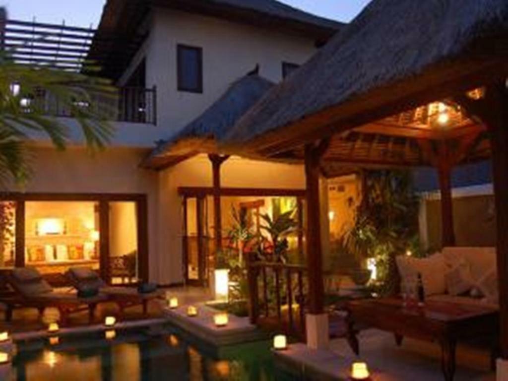 Villa Heliconia Seminyak  Bagian luar foto